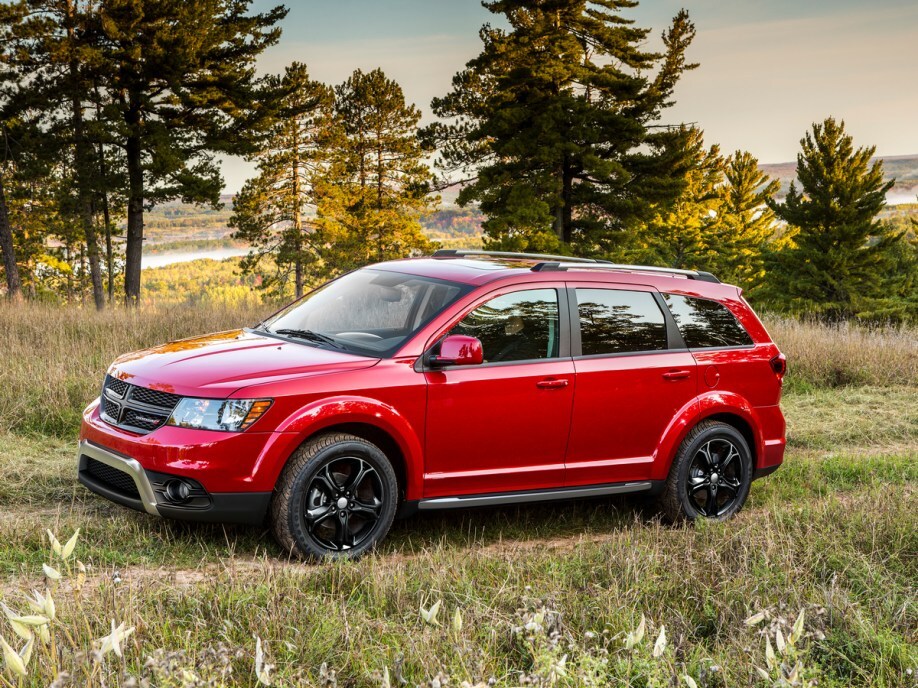The 2017 Dodge Journey seen in profile 