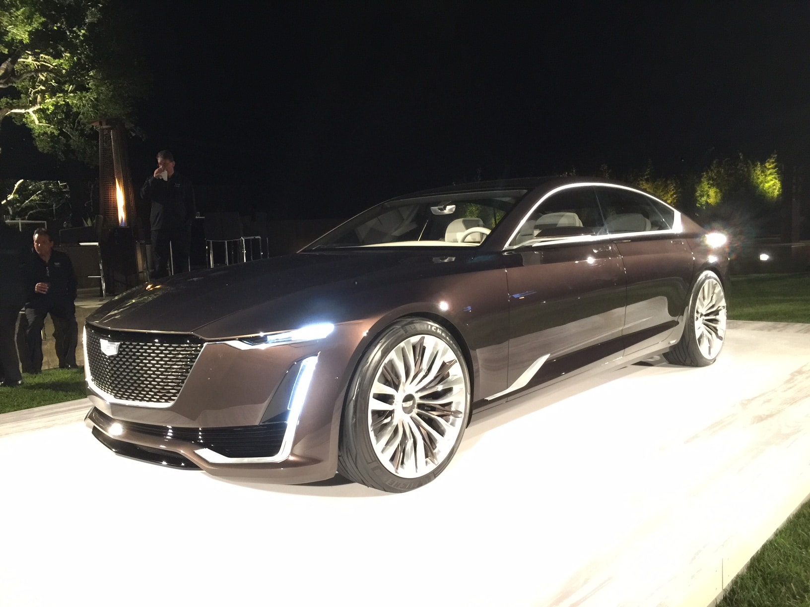 01 Cadillac Escala Concept
