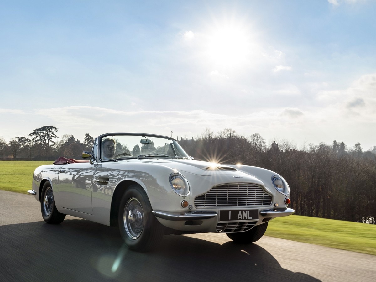01 Aston Martin Heritage Ev Concept
