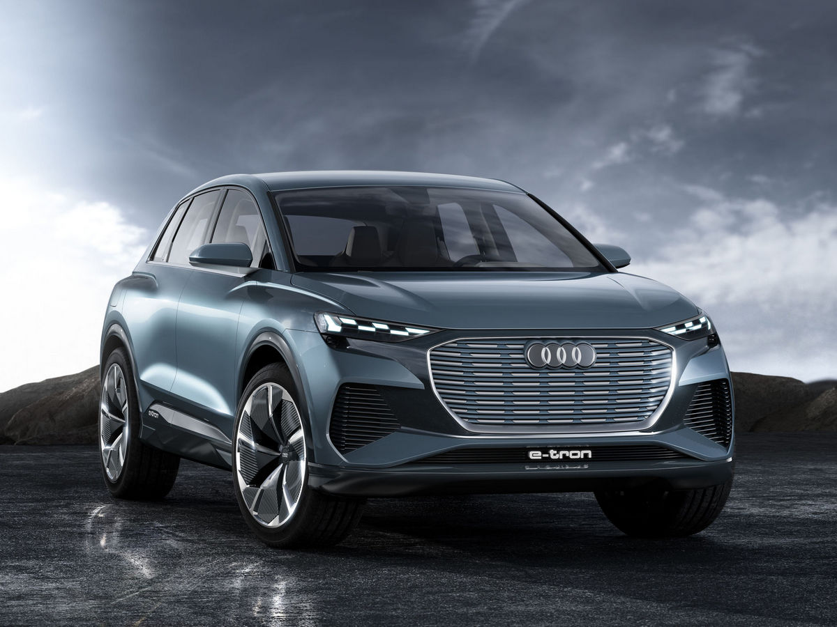 01 Audi Q4 E Tron Concept