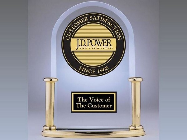 01 Jd Power Generic Award Trophy