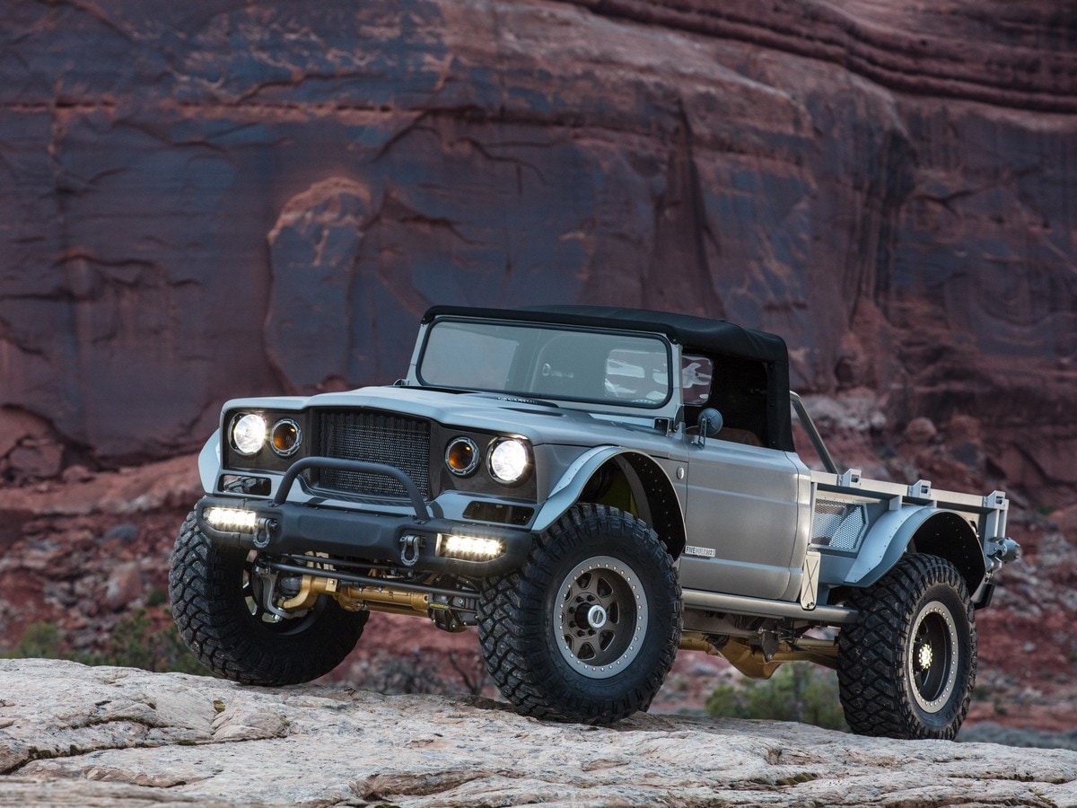 01 Jeep Five Quarter 715 Concept