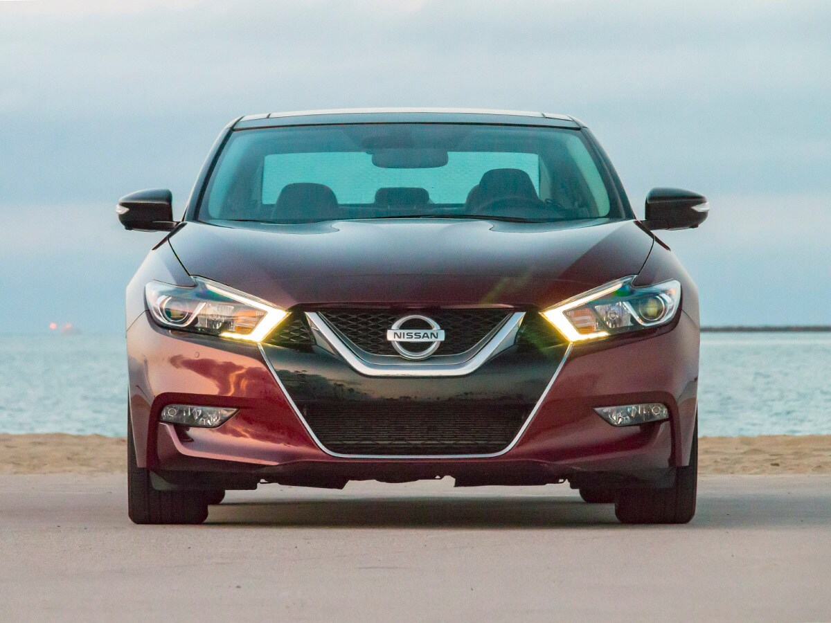 02 2016 Nissan Maxima Long Term Exterior
