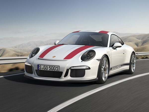02 2016 Porsche 911 R