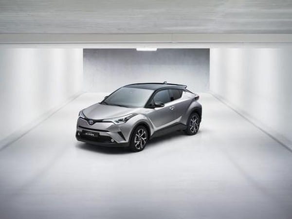 02 2016 Toyota C HR