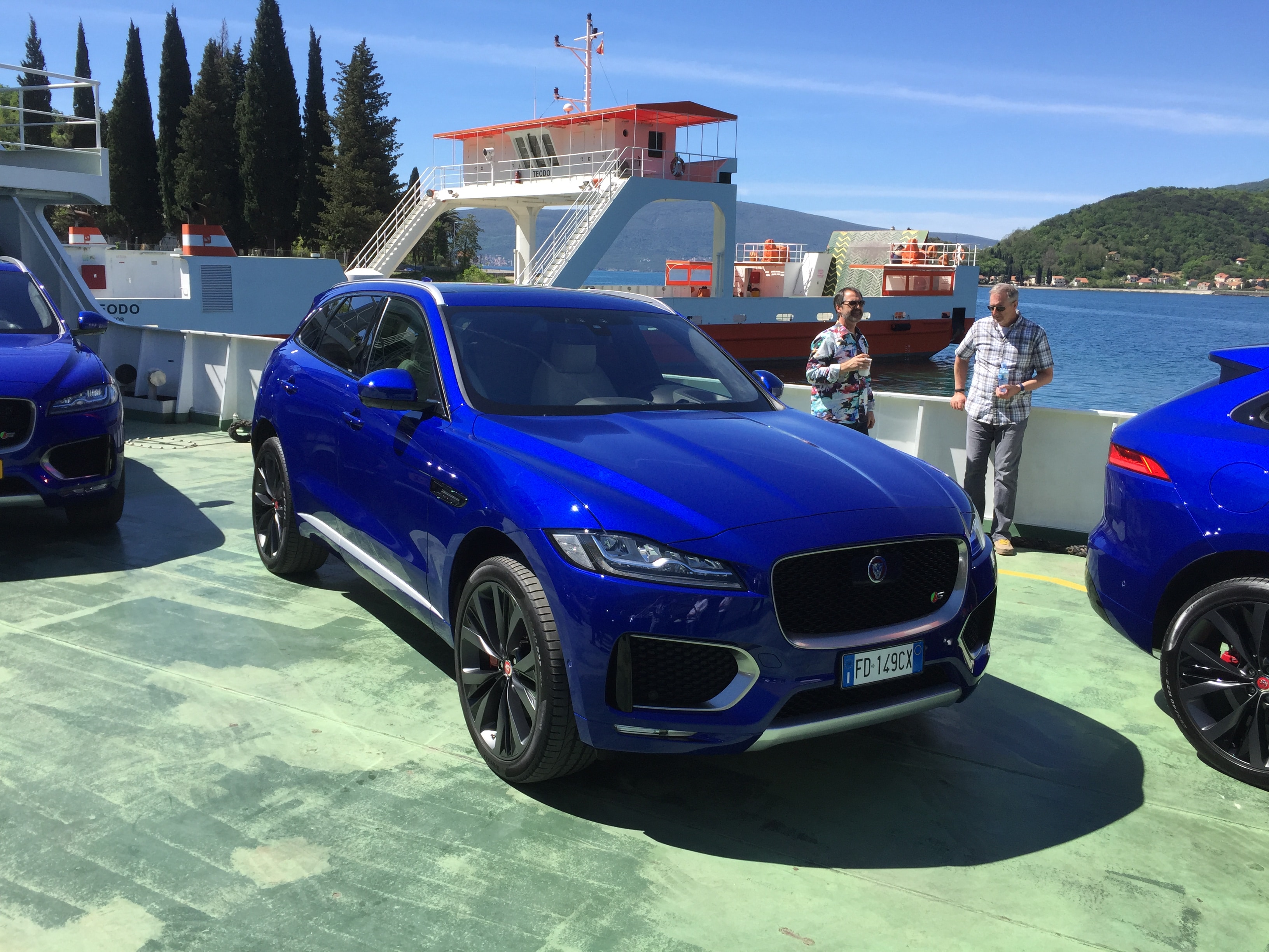 02 2017 Jaguar F Pace
