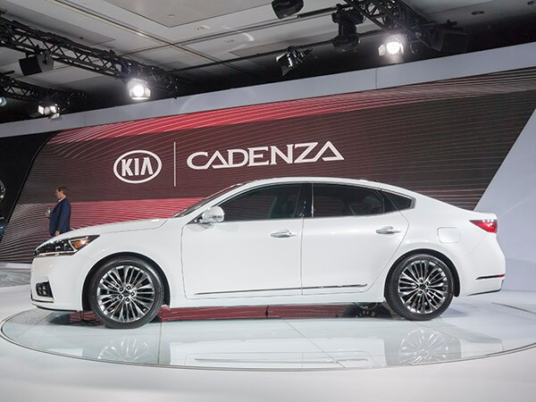 02 2017 Kia Cadenza