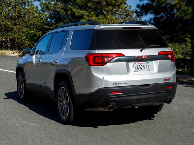 02 2017 Gmc Acadia Comparo