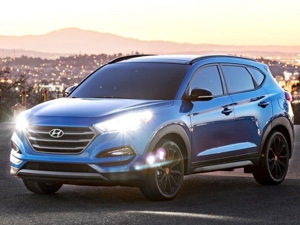 02 2017 Hyundai Tucson Night