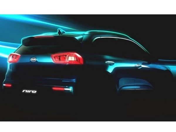 02 2017 Kia Niro Teaser