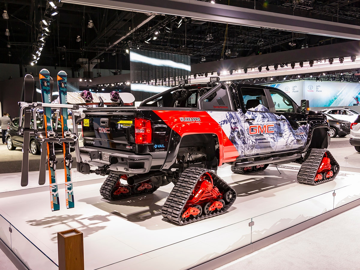 02 2018 GMC Sierra 2500HD All Mountain Concept LAAS KBB