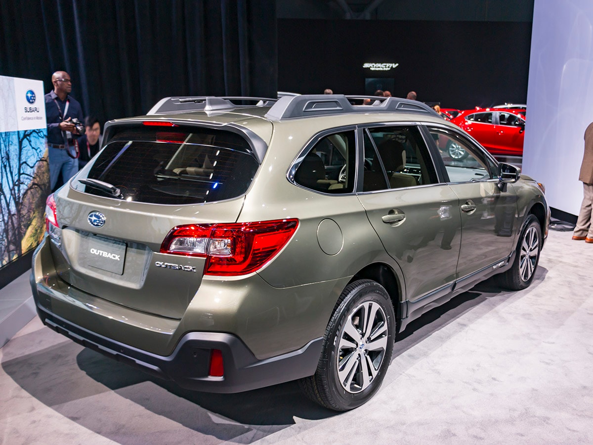 02 2018 Subaru Outback NYIAS KBB