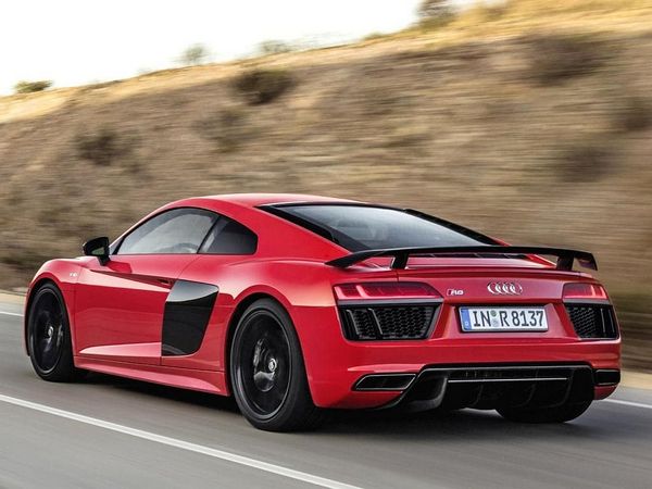 02 2018 Audi R8 V10 Plus