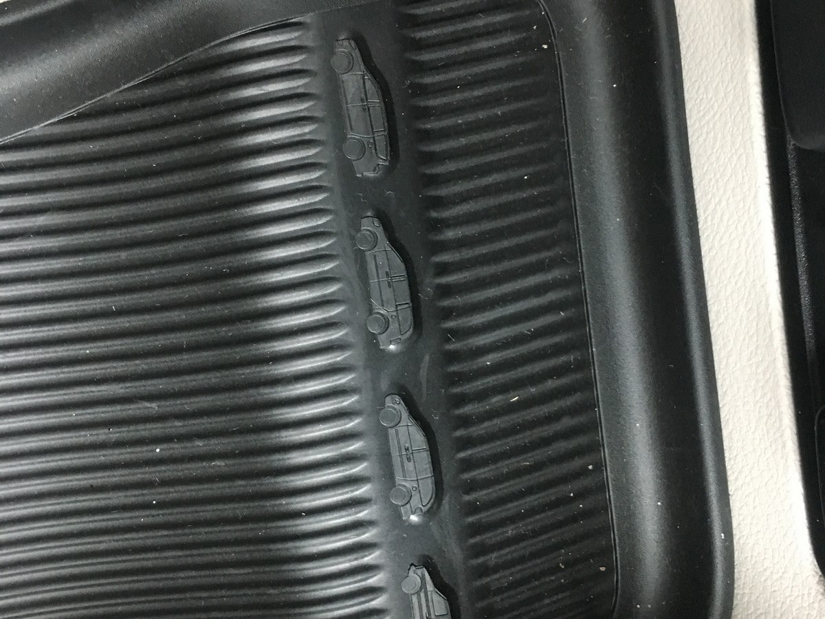 02 2018 Chrysler Pacifica Hybrid Update 3