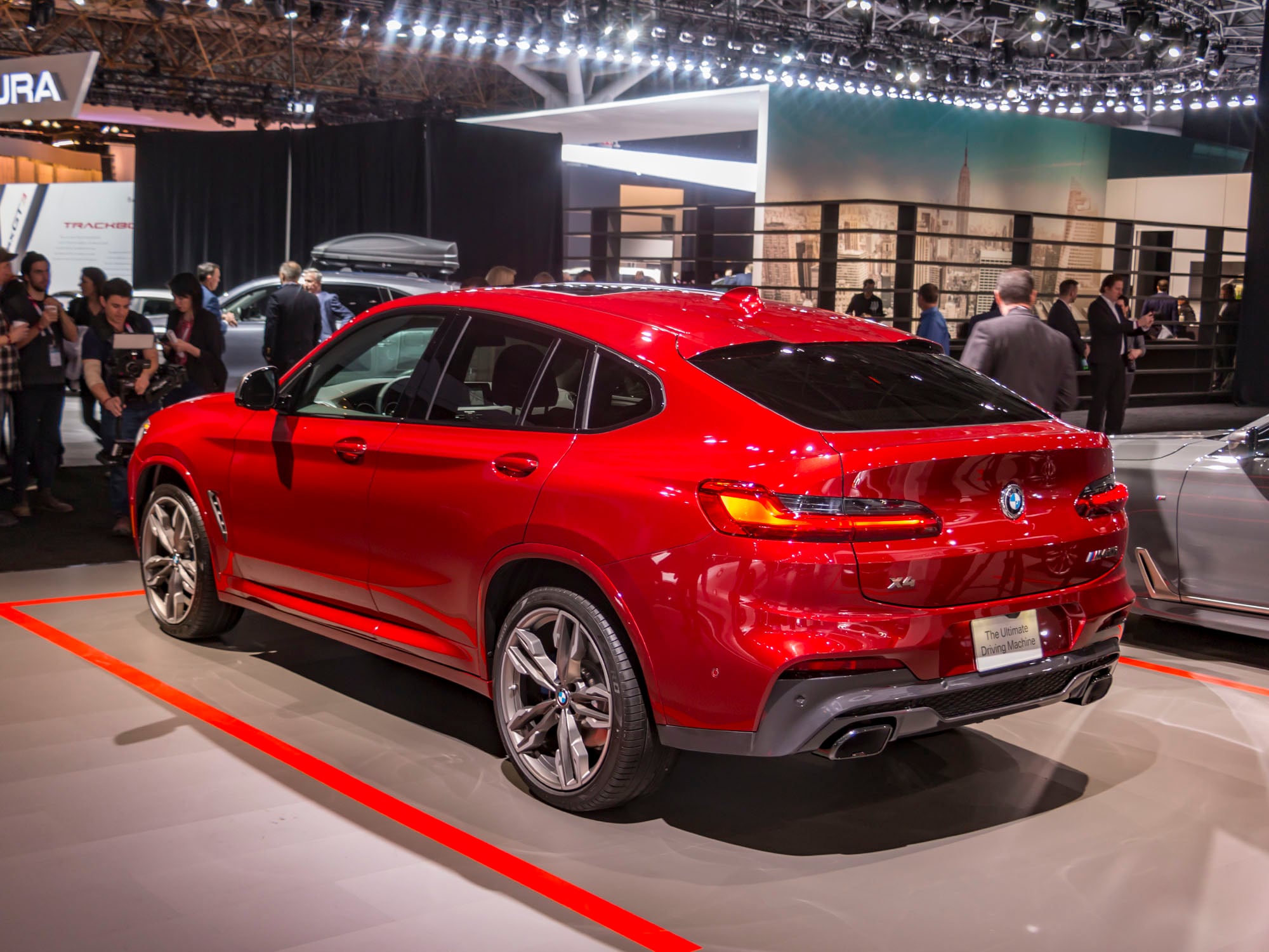 02 2019 BMW X4 M40i NYIAS KBB