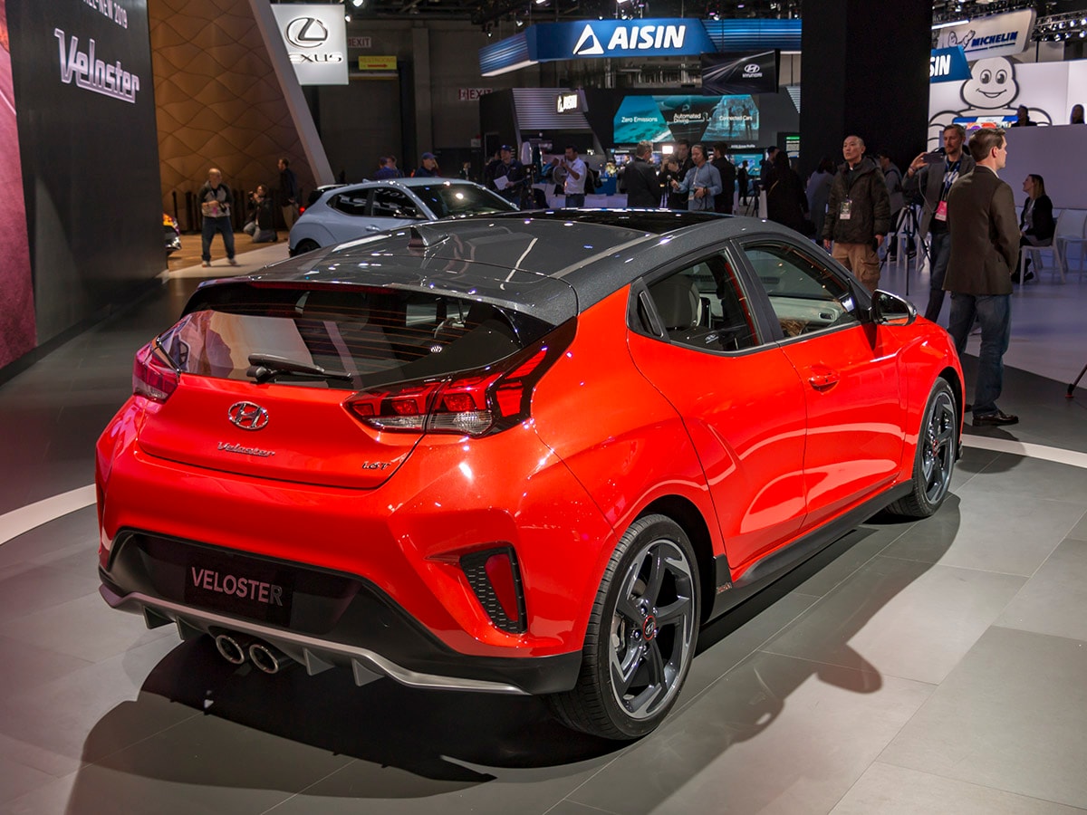 02 2019 Hyundai Veloster NAIAS KBB