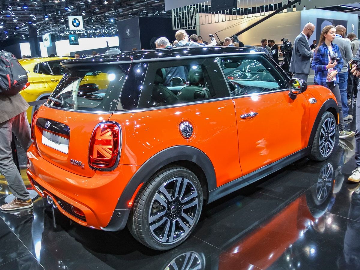 02 2019 Mini Hardtop NAIAS KBB