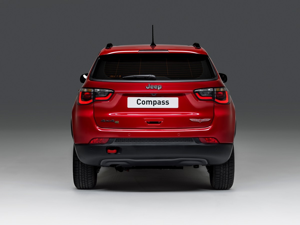 02 2020 Jeep Compass Phev