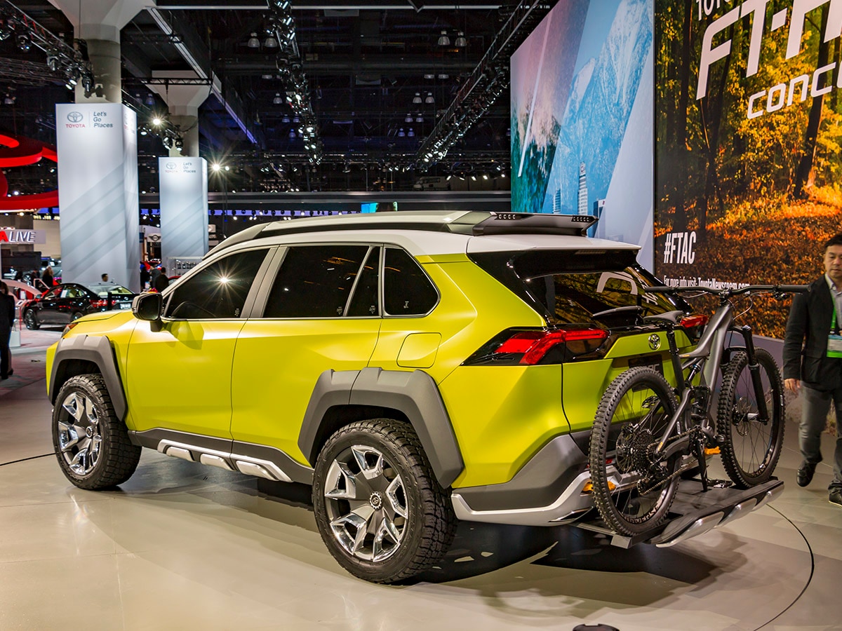 02 Toyota FT AC Concept LAAS KBB
