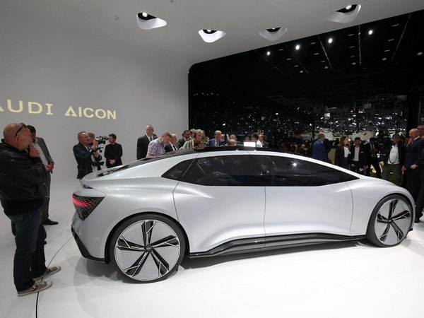 02 Audi Aicon Concept NP