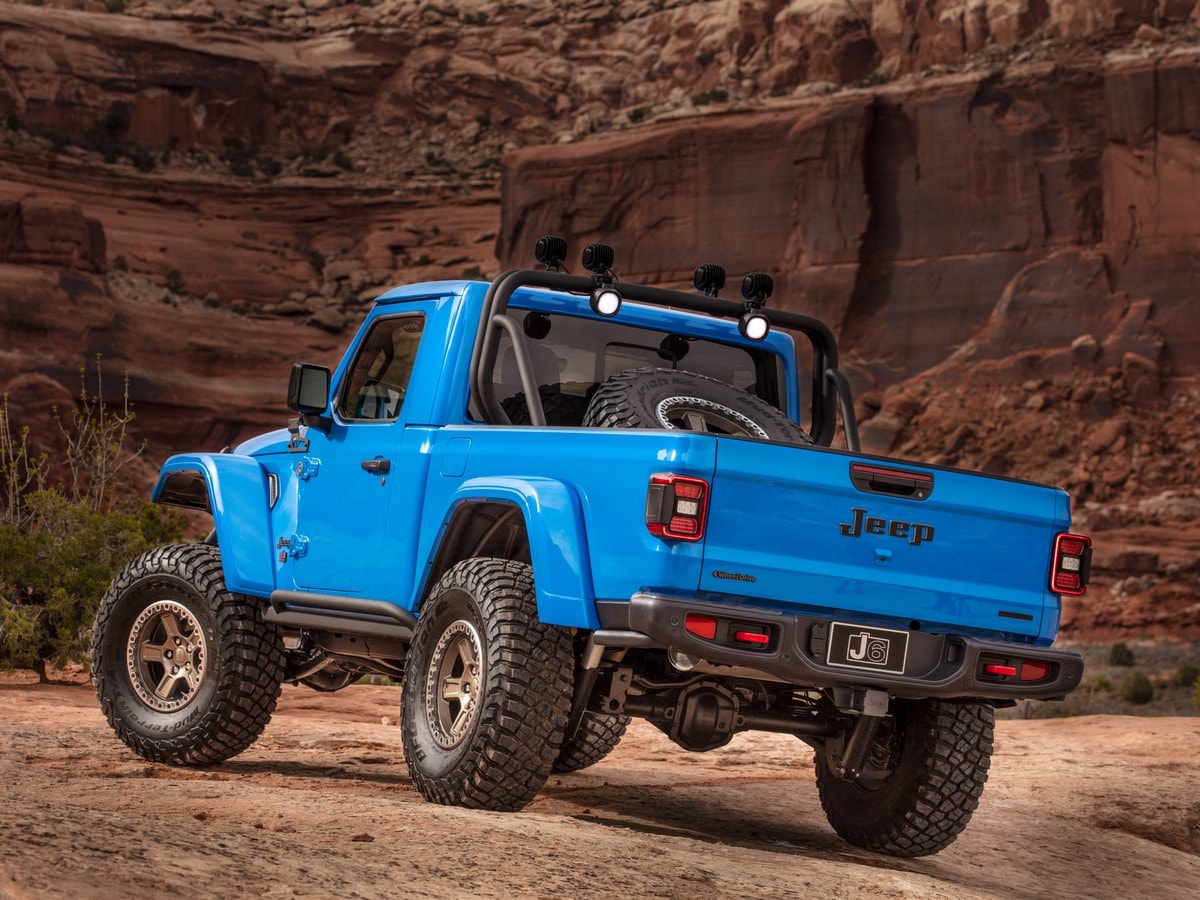 02 Jeep J6 Concept