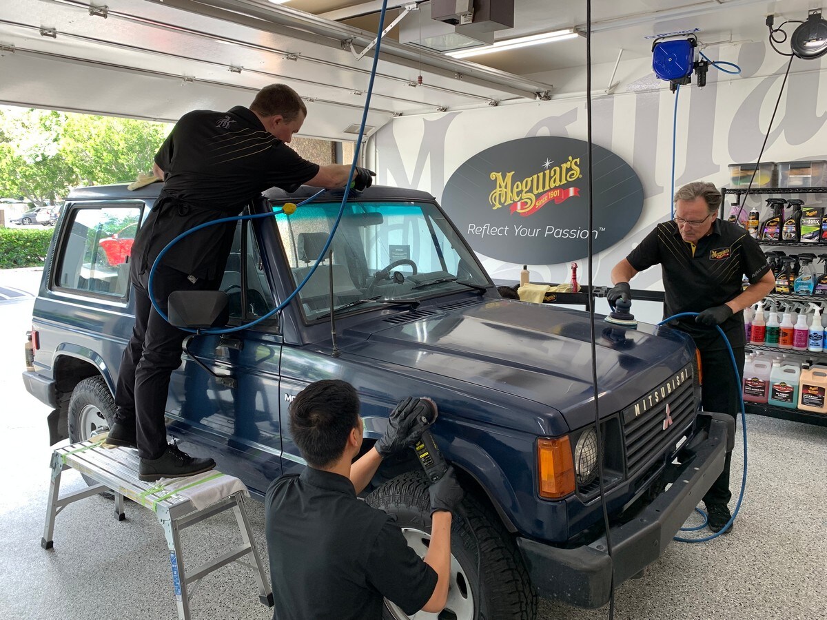 03 1987 Mitsubishi Montero Mequiars Revive