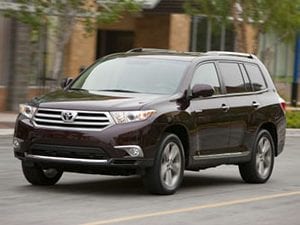 10 Best Used Three Row Suvs Under 15 000 Kelley Blue Book Used Three Row Suvs Under 15 000, Best Used Small Suv With 3rd Row Seating