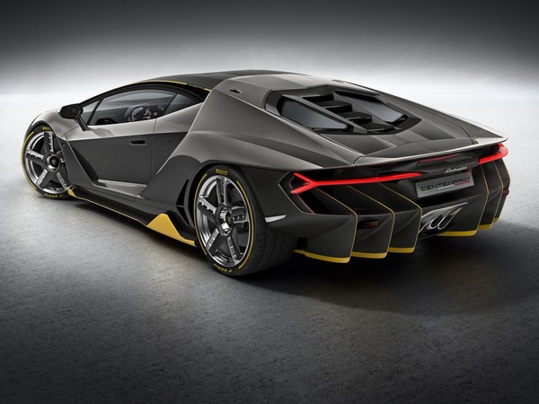 03 2016 Lamborghini Centenario