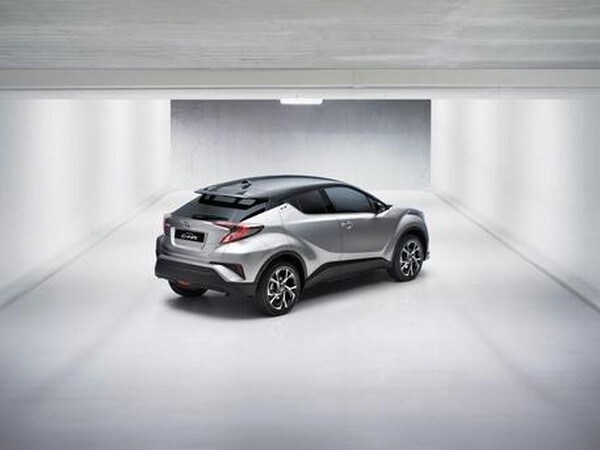 03 2016 Toyota C HR