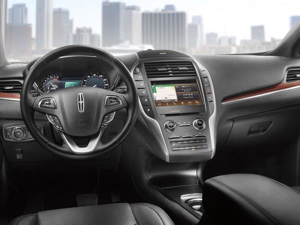 03 2017 Lincoln MKC
