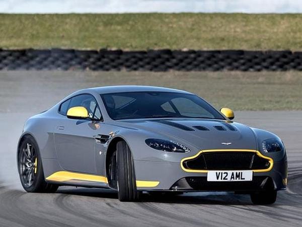 03 2017 Aston Martin V12 Vantage S