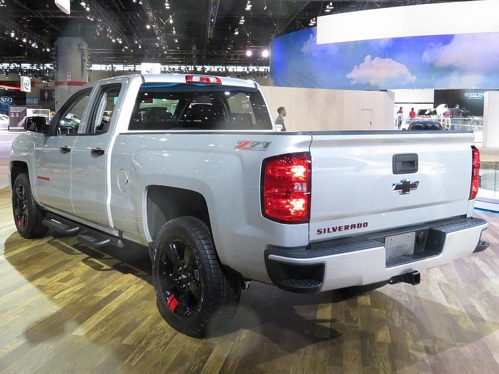 03 2017 Chevrolet Silverado Redline Edition