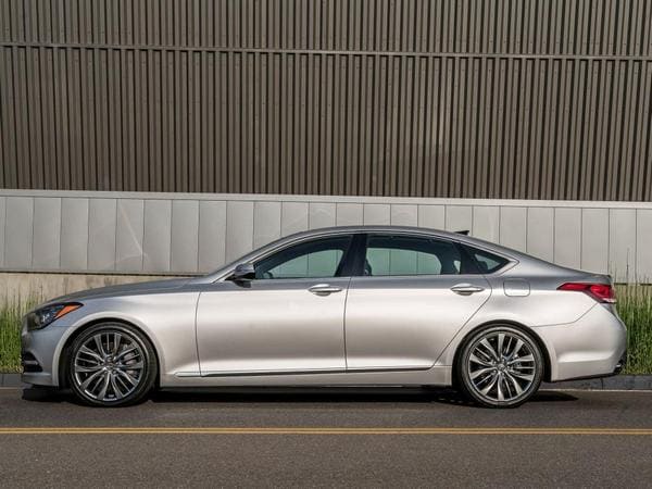 03 2017 Genesis G80
