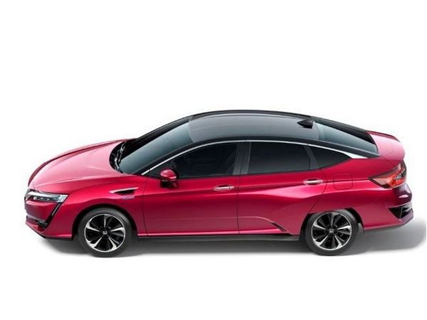03 2017 Honda Clarity Fuel Cell