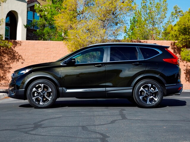 03 2017 Honda Cr V Comparo