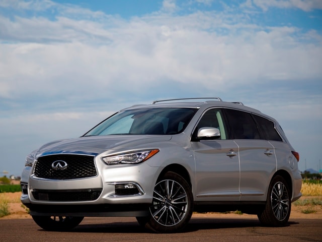 03 2017 Infiniti Qx60 Comparo