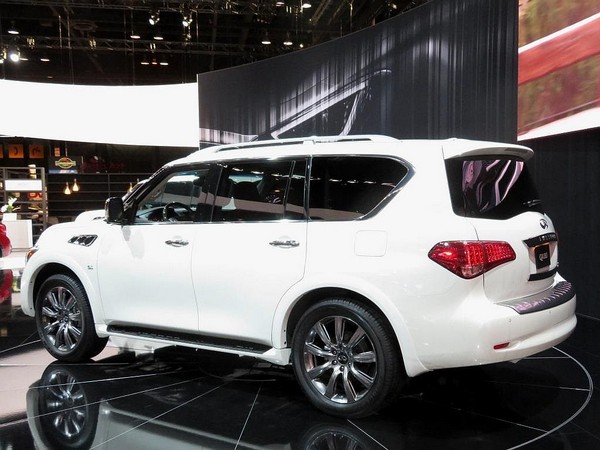 03 2017 Infiniti Qx80 Signature Edition