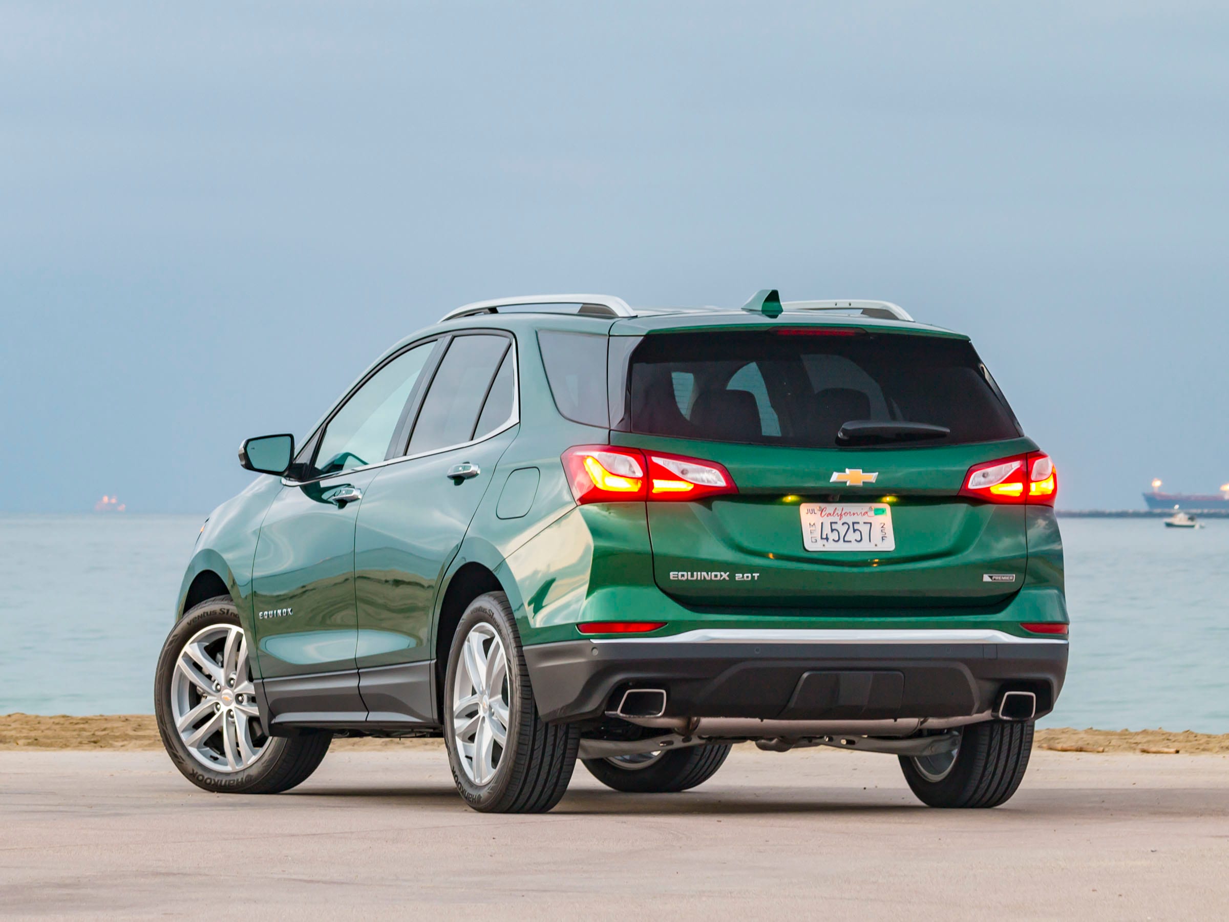 03 2018 Chevrolet Equinox Turbo Exterior KBB
