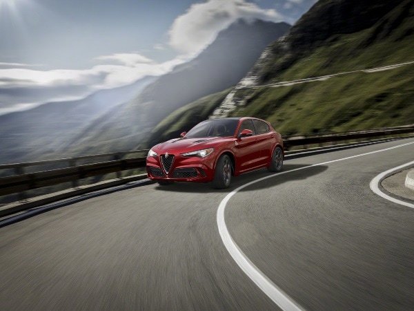 03 2018 Alfa Romeo Stelvio