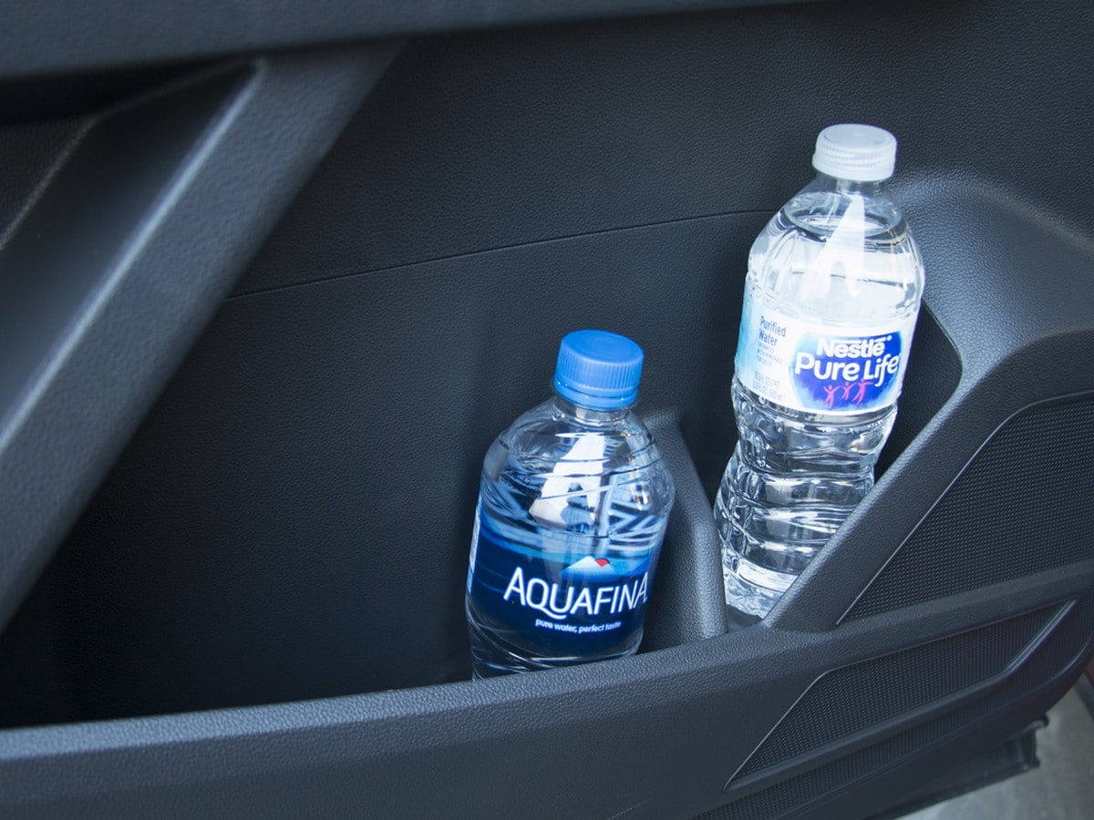 03 2018 Vw Atlas Cupholders