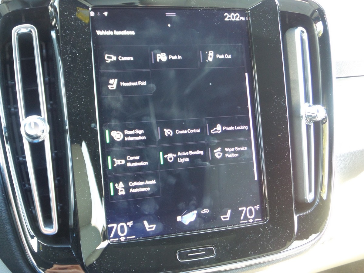 03 2019 Volvo XC40 Safety