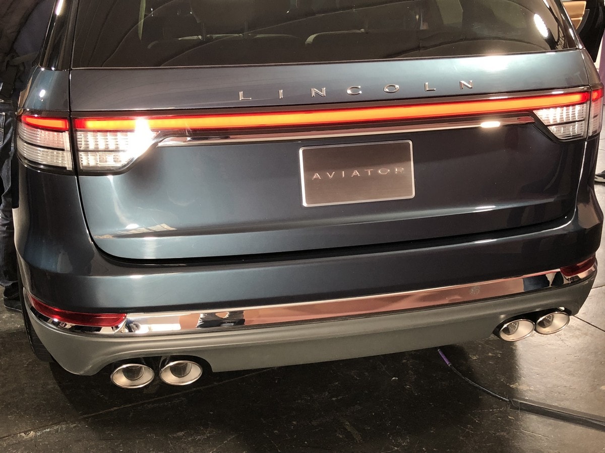 03 2019 Lincoln Aviator Kbb