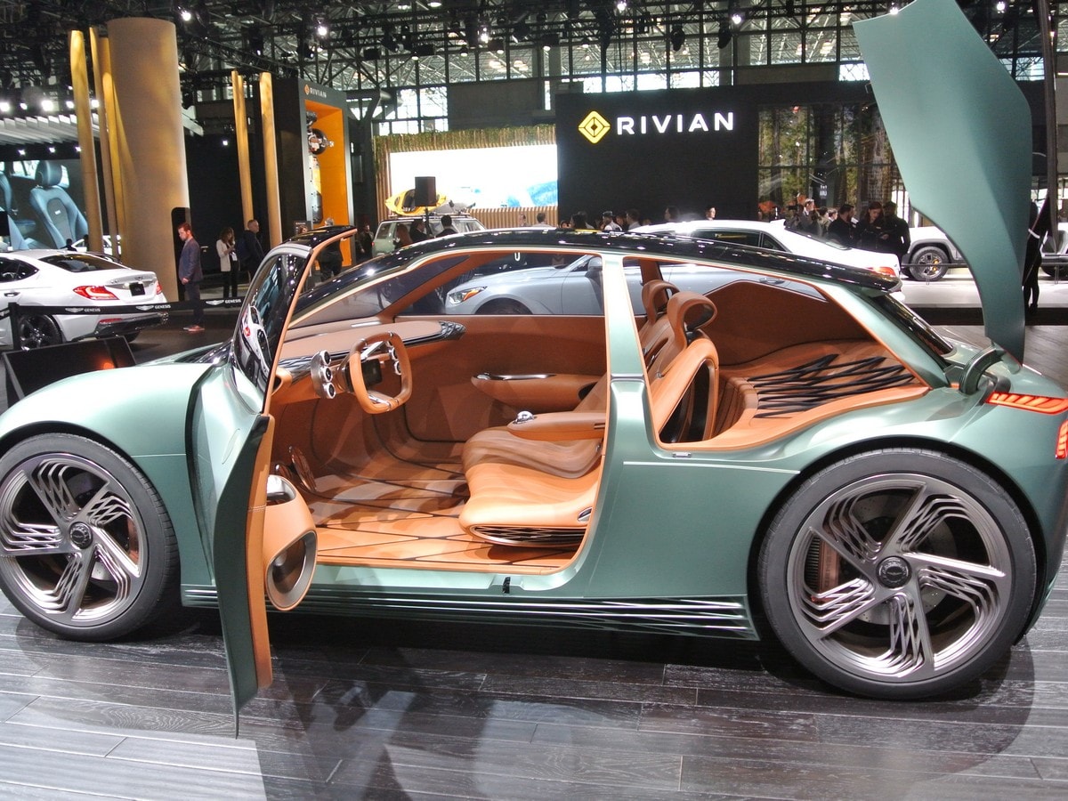03 Genesis Mint Concept Live