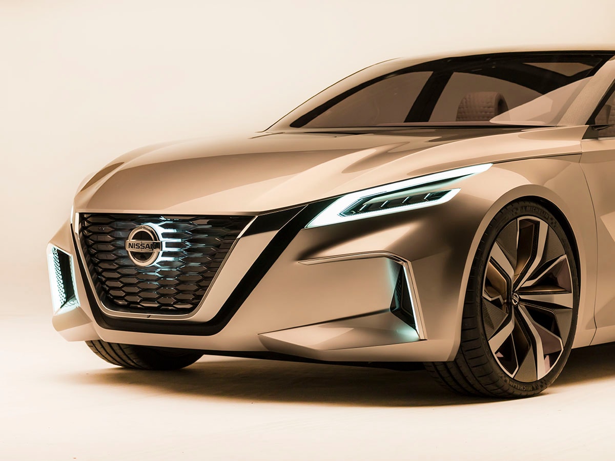 03 Nissan V Motion 2 Sedan Concept Exterior KBB