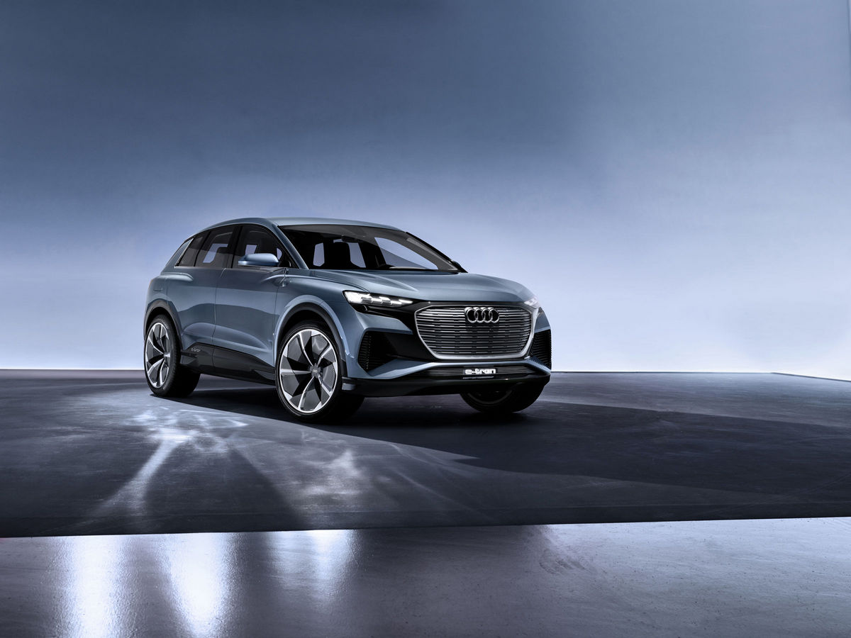 03 Audi Q4 E Tron Concept