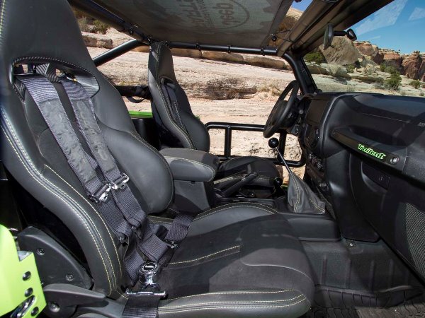 03 Jeep Trailcat
