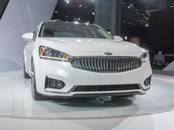 04 2017 Kia Cadenza