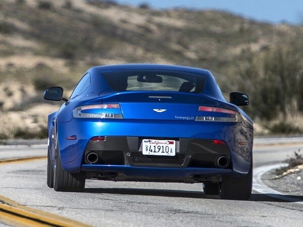 04 2017 Aston Martin V8 Vantage Gts