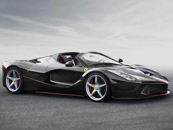 04 2017 Ferrari Laferrari Aperta