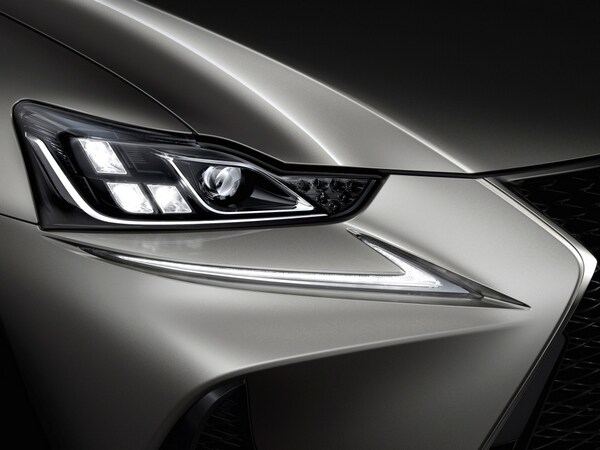04 2017 Lexus Is 200t F Sport